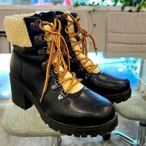 Catherine Malandrino Black Sherpa lace up booties